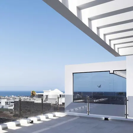 Modern Mojones 3 Bedrooms En-suite Berniente Great Sea Views Villa Puerto del Carmen (Lanzarote)