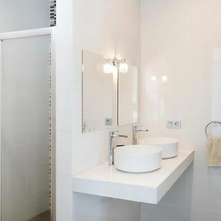 Modern Mojones 3 Bedrooms En-suite Berniente Great Sea Views Puerto Del Carmen Puerto del Carmen (Lanzarote)