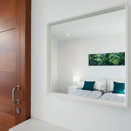 Modern Mojones 3 Bedrooms En-suite Berniente Great Sea Views Puerto Del Carmen