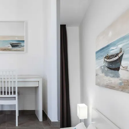 Villa Modern Mojones 3 Bedrooms En-suite Berniente Great Sea Views Puerto Del Carmen Puerto del Carmen (Lanzarote)