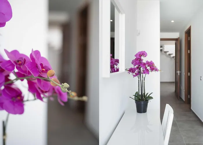 Modern Mojones 3 Bedrooms En-suite Berniente Great Sea Views Villa