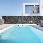 Modern Mojones 3 Bedrooms En-suite Berniente