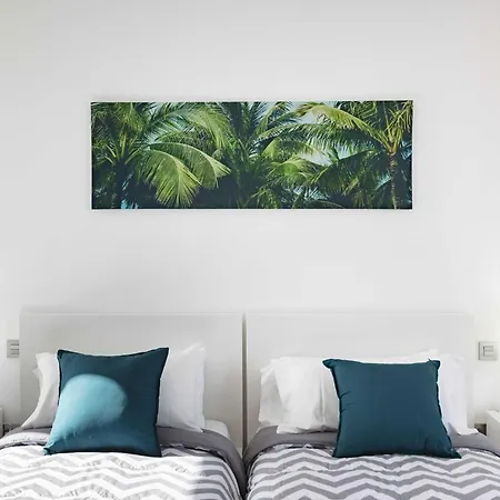 Modern Mojones 3 Bedrooms En-suite Berniente Great Sea Views Villa