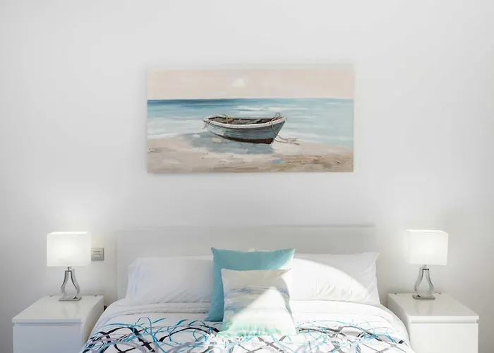 Modern Mojones 3 Bedrooms En-suite Berniente فيلة